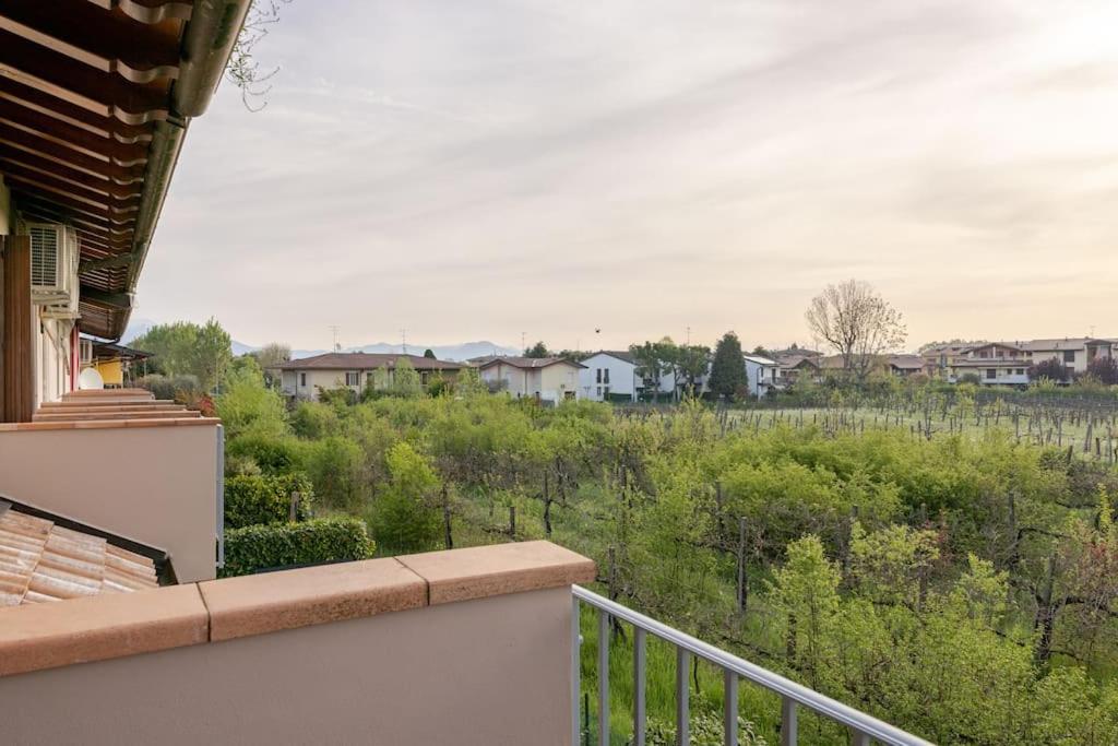 Elegance Apartment Ancient Rovere Сирмионе Экстерьер фото